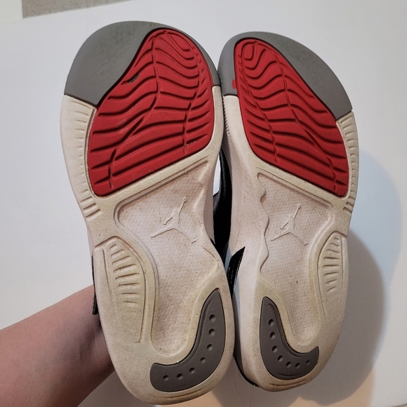 Air Jordan Flight kids sneakers size 2Y - Picture 4 of 11